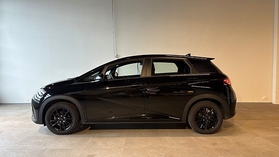 BYD Dolphin 3 of 30