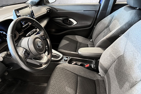 Toyota Yaris Cross 13 of 20