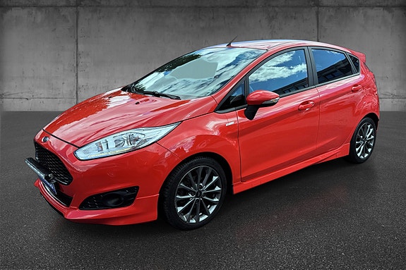 Ford Fiesta 3 of 5