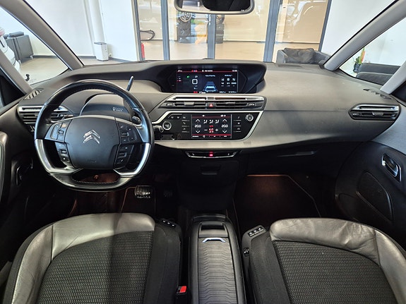 Citroen Grand C4 Picasso 11 of 30