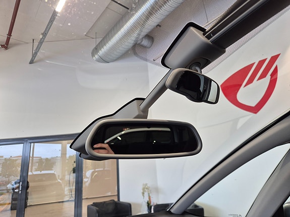 Citroen Grand C4 Picasso 19 of 30