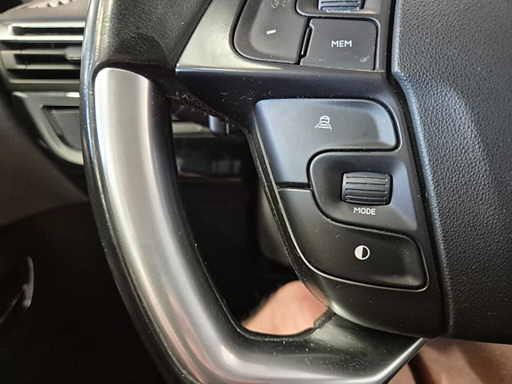 Citroen Grand C4 Picasso 13 of 30