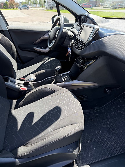 Peugeot 2008 20 of 30