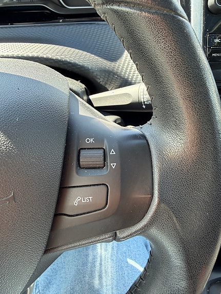 Peugeot 2008 30 of 30