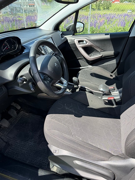 Peugeot 2008 19 of 30