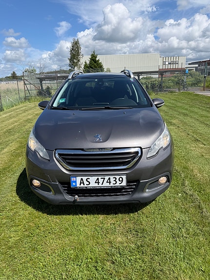Peugeot 2008 3 of 5