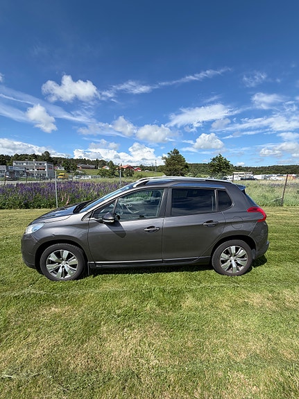 Peugeot 2008 7 of 30