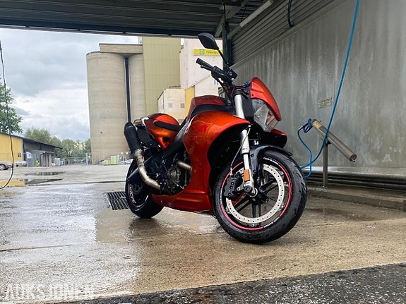 Buell 1125 CR 2 of 5