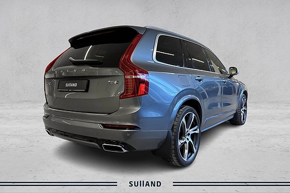 Volvo XC90 5 of 28