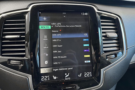 Volvo XC90 27 of 28