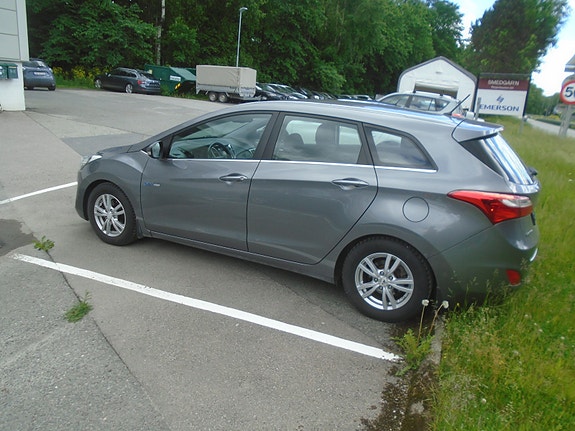 Hyundai i30 3 of 5