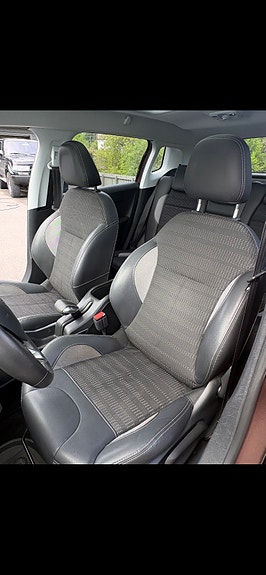 Peugeot 2008 13 of 19