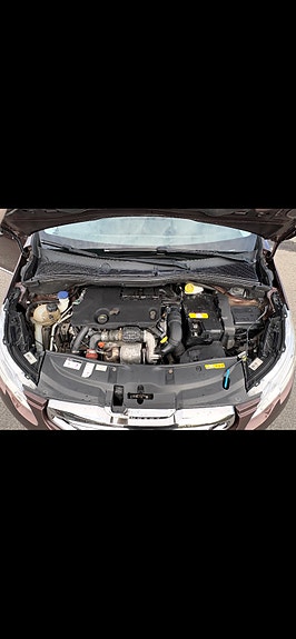 Peugeot 2008 18 of 19