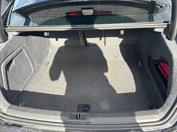 Audi A4 14 of 20