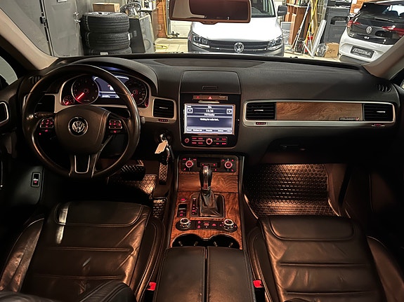 Volkswagen Touareg 16 of 30