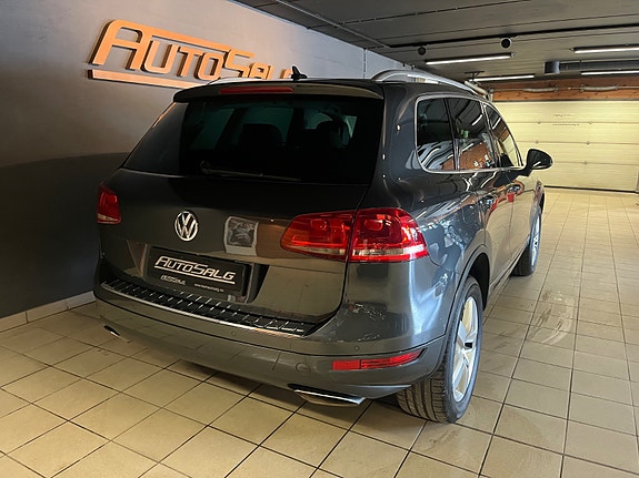 Volkswagen Touareg 10 of 30