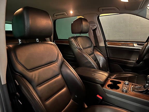 Volkswagen Touareg 26 of 30