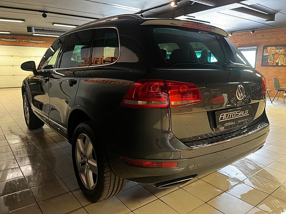 Volkswagen Touareg 12 of 30