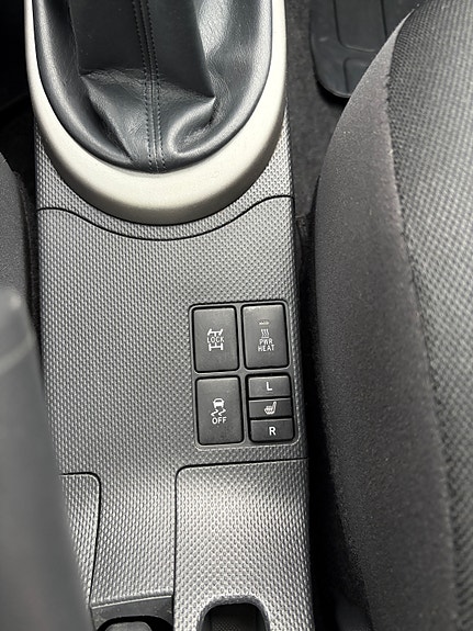 Toyota Urban Cruiser 8 of 11