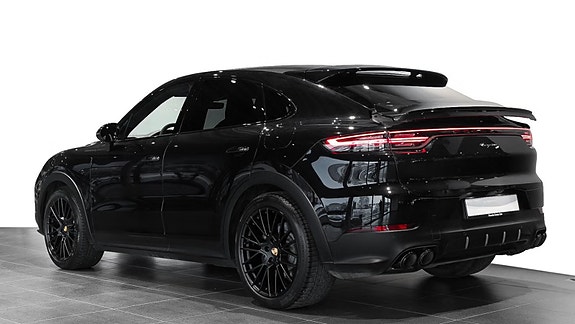 Porsche Cayenne Coupe 4 of 5