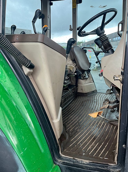 John Deere 6220 2003, kr 265 000,-