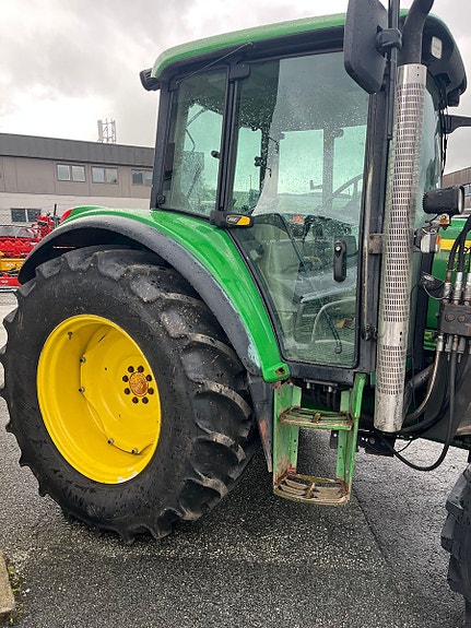John Deere 6220 2003, kr 265 000,-