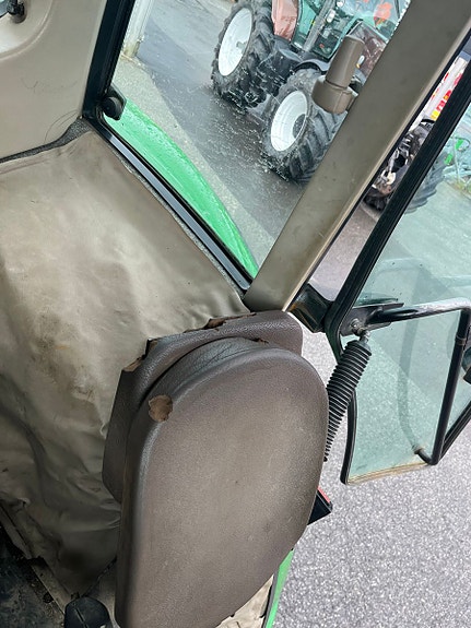 John Deere 6220 2003, kr 265 000,-