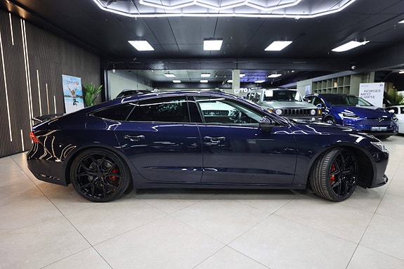 Audi A7 9 of 30