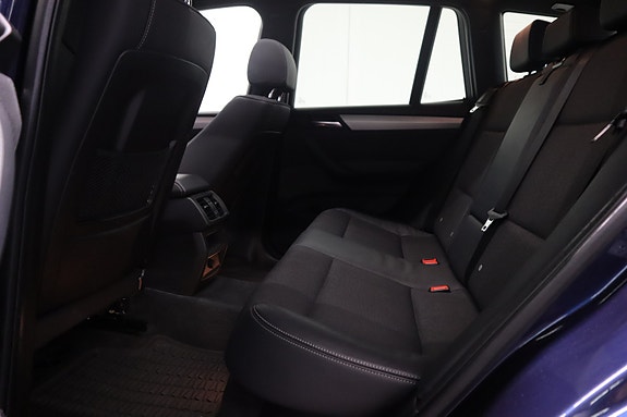 BMW X3 13 of 30