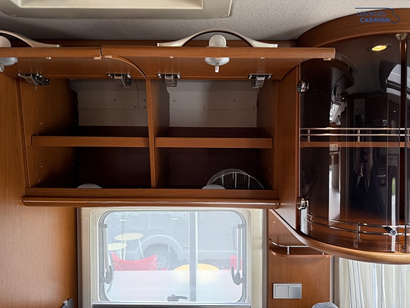 Hymer HYMERMOBIL B 594 24 of 30