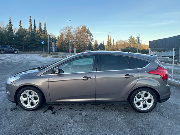 Ford Focus 3 of 5