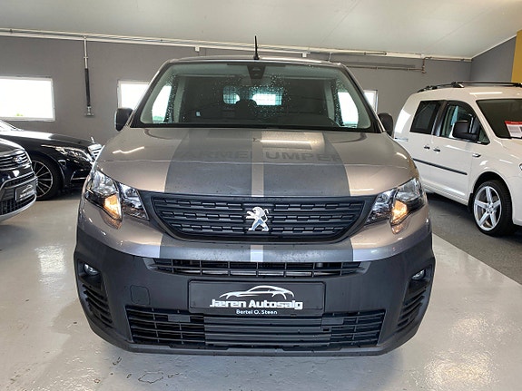 Peugeot Partner 2 of 5