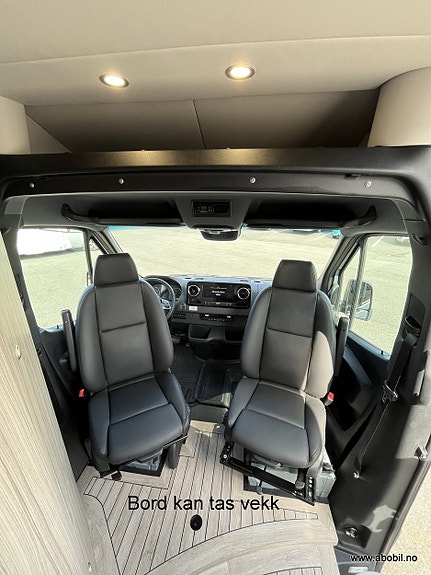 Mercedes-Benz Sprinter 4x4 / 18 of 30