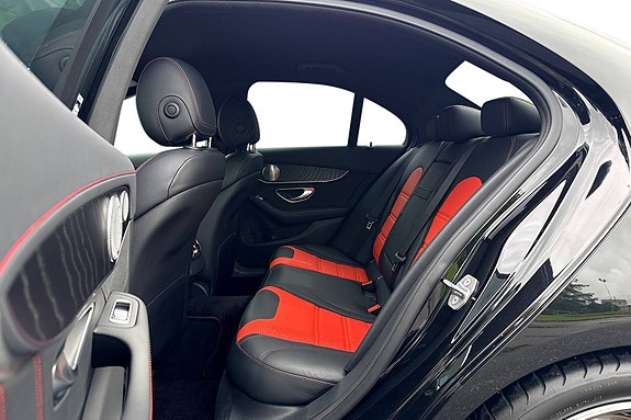 Mercedes-Benz C63 22 of 30