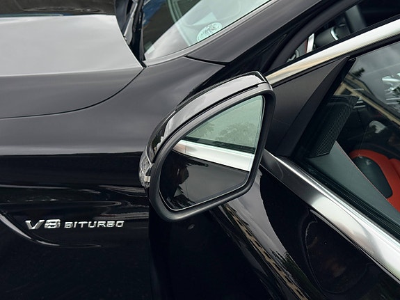Mercedes-Benz C63 11 of 30