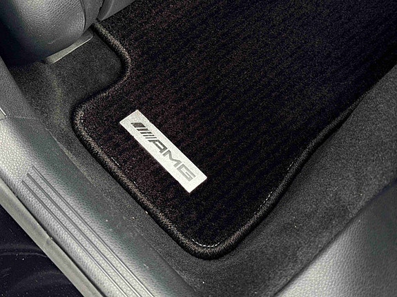 Mercedes-Benz C63 23 of 30
