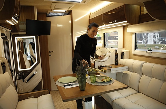 Mobilvetta K- Yacht Tekno Line 64 / Under 7 m/ 180 hk/ Automat / Litiumbatteri 180ah 10 of 30