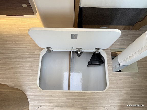 Mobilvetta K- Yacht Tekno Line 64 / Under 7 m/ 180 hk/ Automat / Litiumbatteri 180ah 18 of 30