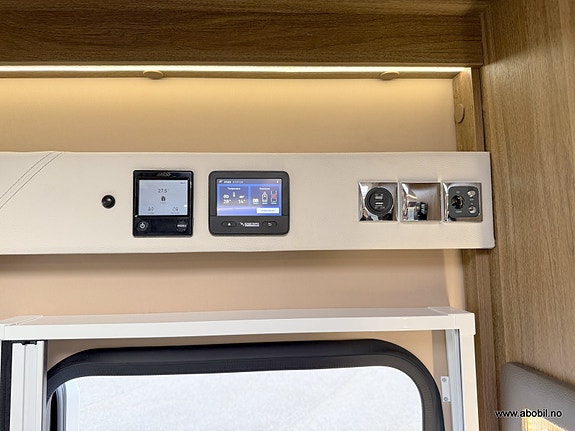 Mobilvetta K- Yacht Tekno Line 64 / Under 7 m/ 180 hk/ Automat / Litiumbatteri 180ah 29 of 30
