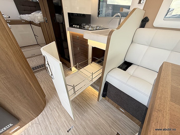 Mobilvetta K- Yacht Tekno Line 64 / Under 7 m/ 180 hk/ Automat / Litiumbatteri 180ah 13 of 30