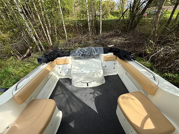 Flott Karnic Bluewater 2260, med riktig motor: Volvo Penta D3-160. Kun 425 timer 22 of 22