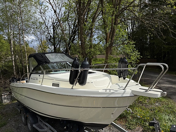 Flott Karnic Bluewater 2260, med riktig motor: Volvo Penta D3-160. Kun 425 timer 6 of 22