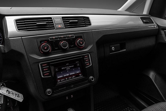 Volkswagen Caddy Maxi 10 of 23