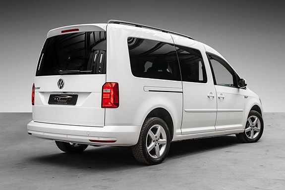 Volkswagen Caddy Maxi 2 of 23