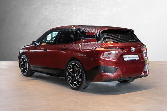 BMW iX 6 of 30