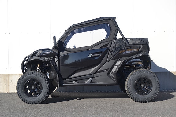 Can-Am Maverick Sport 1000R 3 of 5