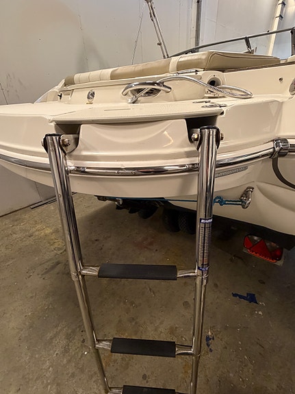 Stingray 208 CR 5 of 5