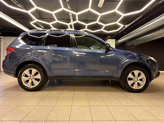 Subaru Forester 8 of 30