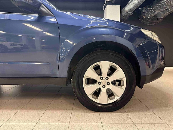 Subaru Forester 9 of 30