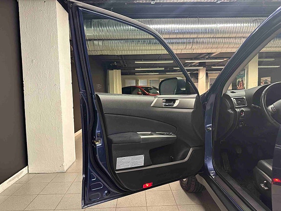 Subaru Forester 24 of 30